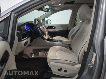 2021 Chrysler Pacifica Limited 121.6" WB - miniatura 7