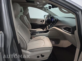 2021 Chrysler Pacifica Limited 121.6" WB - miniatura 8