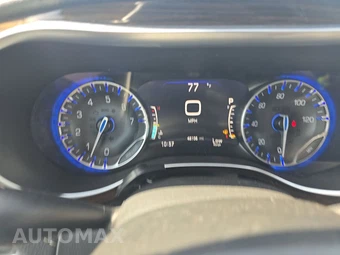 2021 Chrysler Pacifica Limited 121.6" WB - miniatura 12