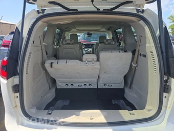 2021 Chrysler Pacifica Limited 121.6" WB - miniatura 17