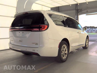 2021 Chrysler Pacifica Limited 121.6" WB - miniatura 4