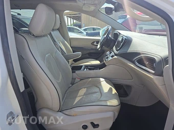 2021 Chrysler Pacifica Limited 121.6" WB - miniatura 8