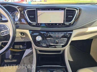 2021 Chrysler Pacifica Limited 121.6" WB - miniatura 11