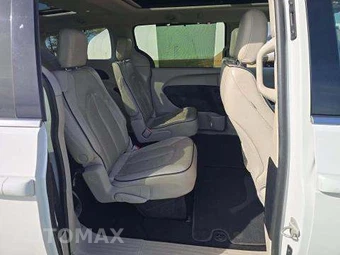 2021 Chrysler Pacifica Limited 121.6" WB - miniatura 18