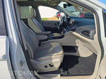 2021 Chrysler Pacifica Limited 121.6" WB - miniatura 20