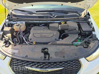2021 Chrysler Pacifica Limited 121.6" WB - miniatura 28