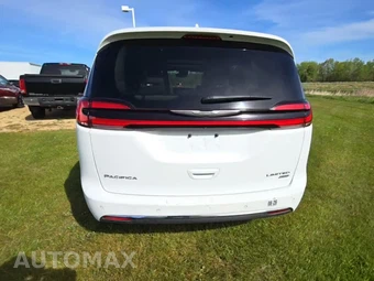 2021 Chrysler Pacifica Limited 121.6" WB - miniatura 4