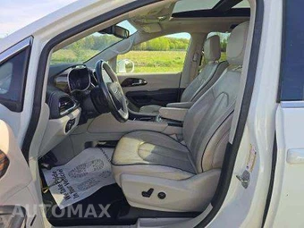2021 Chrysler Pacifica Limited 121.6" WB - miniatura 7