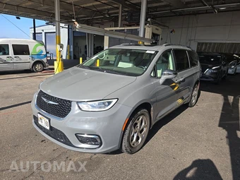 2021 Chrysler Pacifica Limited 121.6" WB