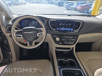 2021 Chrysler Pacifica Limited 121.6" WB - miniatura 11