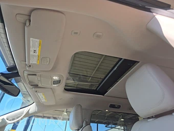 2021 Chrysler Pacifica Limited 121.6" WB - miniatura 18
