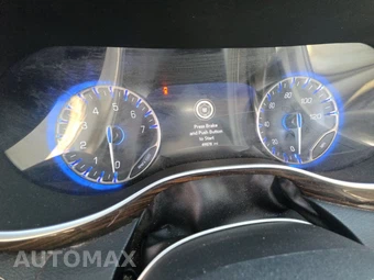 2021 Chrysler Pacifica Limited 121.6" WB - miniatura 12