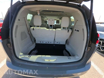2021 Chrysler Pacifica Limited 121.6" WB - miniatura 16