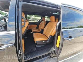 2021 Chrysler Pacifica Pinnacle 121.6" WB - miniatura 13