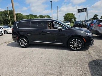 2021 Chrysler Pacifica Pinnacle 121.6" WB - miniatura 4
