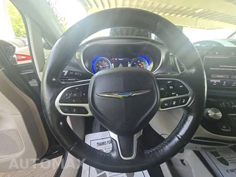 2021 Chrysler Pacifica Touring 121.6" WB – miniatura 10