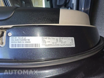2021 Chrysler Pacifica Touring 121.6" WB – miniatura 15