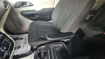 2021 Chrysler Pacifica Touring 121.6" WB – miniatura 24
