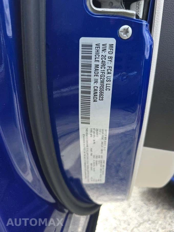 2021 Chrysler Pacifica Touring 121.6" WB – miniatura 5