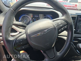 2021 Chrysler Pacifica Touring 121.6" WB – miniatura 10