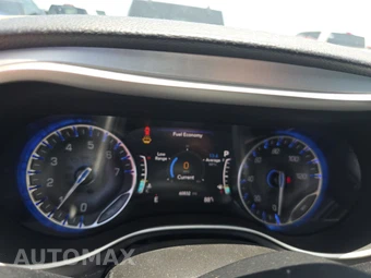 2021 Chrysler Pacifica Touring 121.6" WB – miniatura 12