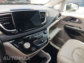 2021 Chrysler Pacifica Touring L 121.6" WB - miniatura 11