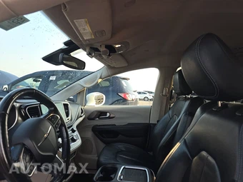 2021 Chrysler Pacifica Touring L 121.6" WB – miniatura 18