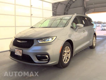 2021 Chrysler Pacifica Touring L 121.6" WB