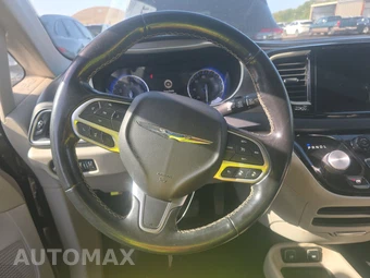 2021 Chrysler Pacifica Touring L 121.6" WB - miniatura 10