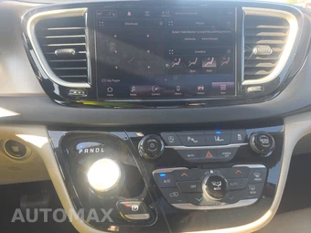 2021 Chrysler Pacifica Touring L 121.6" WB - miniatura 11