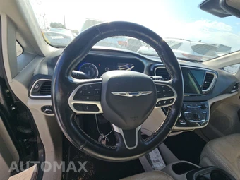2021 Chrysler Pacifica Touring L 121.6" WB - miniatura 10