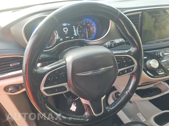 2021 Chrysler Pacifica Touring L 121.6" WB – miniatura 10