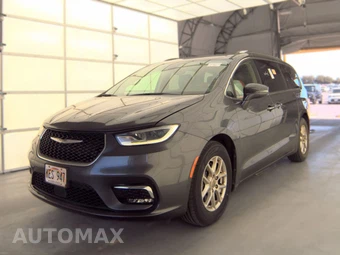 2021 Chrysler Pacifica Touring L 121.6" WB
