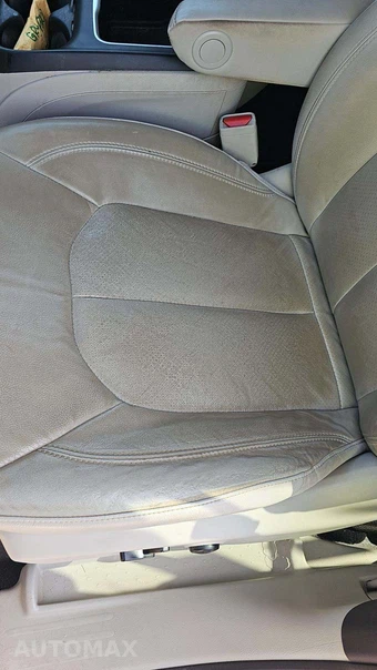 2021 Chrysler Pacifica Touring L 121.6" WB - miniatura 27