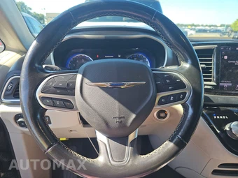 2021 Chrysler Pacifica Touring L 121.6" WB - miniatura 10