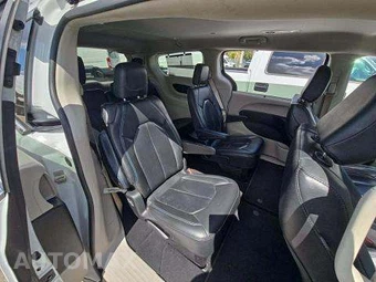 2021 Chrysler Pacifica Touring L 121.6" WB – miniatura 17