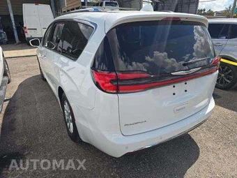 2021 Chrysler Pacifica Touring L 121.6" WB – miniatura 2