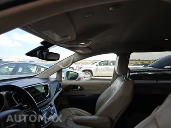 2021 Chrysler Pacifica Touring L 121.6" WB - miniatura 18