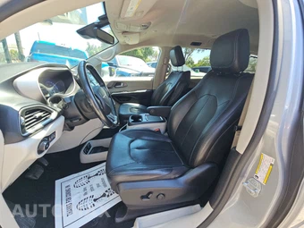 2021 Chrysler Pacifica Touring L 121.6" WB – miniatura 7