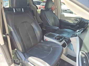 2021 Chrysler Pacifica Touring L 121.6" WB – miniatura 8