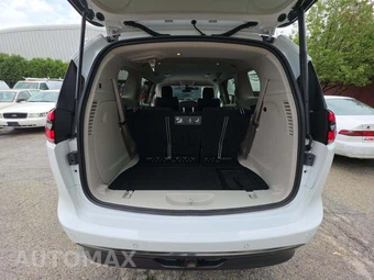 2021 Chrysler Pacifica Touring L 121.6" WB - miniatura 15