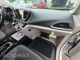 2021 Chrysler Pacifica Touring L 121.6" WB - miniatura 20