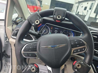 2021 Chrysler Pacifica Touring L 121.6" WB - miniatura 28