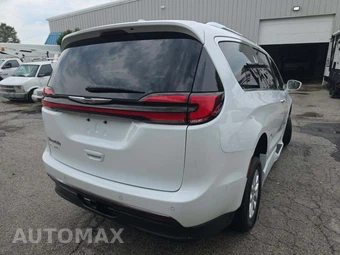 2021 Chrysler Pacifica Touring L 121.6" WB - miniatura 3
