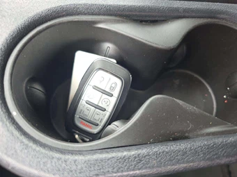 2021 Chrysler Pacifica Touring L 121.6" WB - miniatura 8