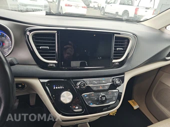 2021 Chrysler Pacifica Touring L 121.6" WB - miniatura 11