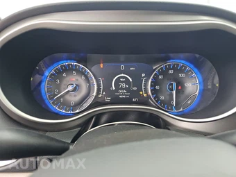 2021 Chrysler Pacifica Touring L 121.6" WB - miniatura 12