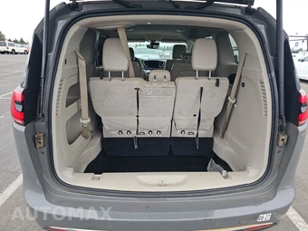 2021 Chrysler Pacifica Touring L 121.6" WB - miniatura 17