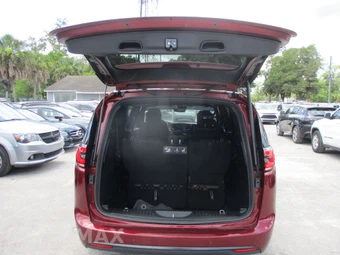 2021 Chrysler Pacifica Touring L 121.6" WB - miniatura 11