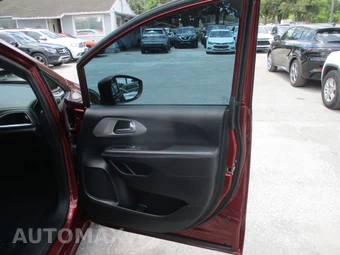 2021 Chrysler Pacifica Touring L 121.6" WB - miniatura 13